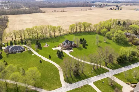 View/Area - 3512 Scheid Rd, Huron, OH 44839 photo 1 of 6