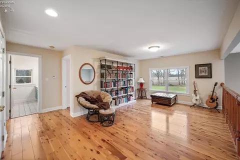 Entry Way - 3512 Scheid Rd, Huron, OH 44839 photo 3 of 7