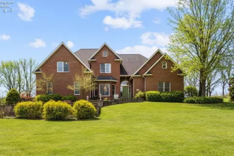 3512 Scheid Rd, Huron, OH 44839