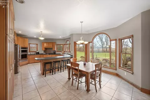 Kitchen - 3512 Scheid Rd, Huron, OH 44839 photo 3 of 4