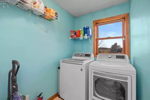 4273 Old State Rd, Willard, OH 44890 photo 20