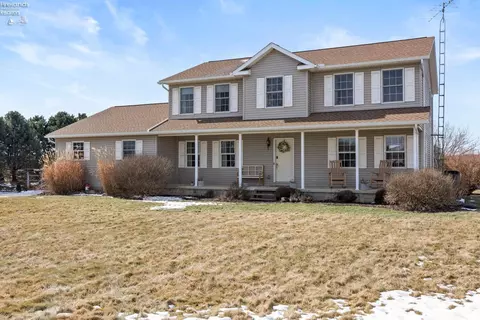 4273 Old State Rd, Willard, OH 44890 photo 2