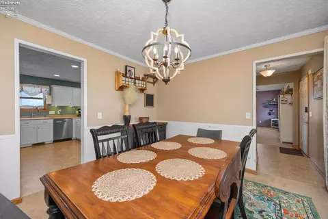 4273 Old State Rd, Willard, OH 44890 photo 16