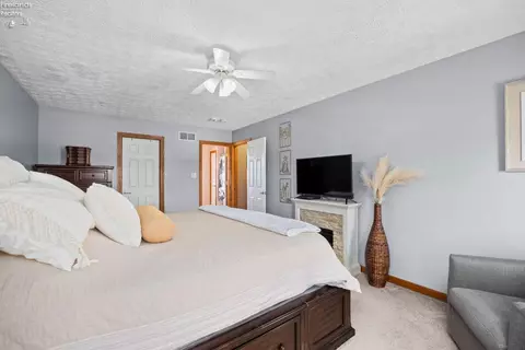 4273 Old State Rd, Willard, OH 44890 photo 24