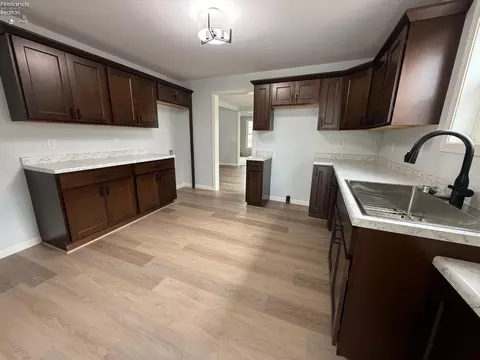 Kitchen - 33 E League St, Norwalk, OH 44857 photo 1 of 2