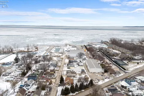 View/Area - 385 Hidden Beach Rd, Marblehead, OH 43440 photo 1 of 3