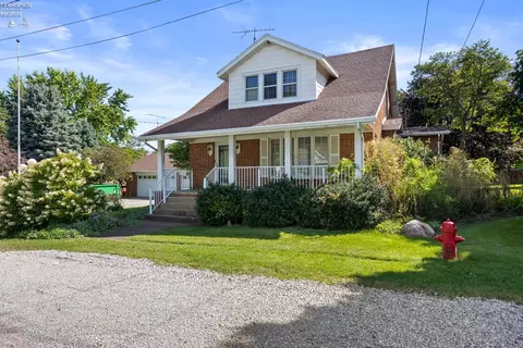 721 Laurel Ave, Marblehead, OH 43440