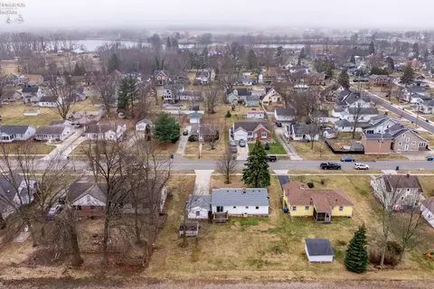 View/Area - 306 E Main St, Oak Harbor, OH 43449 photo 5 of 6