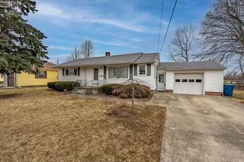Exterior - 306 E Main St, Oak Harbor, OH 43449 photo 1 of 8