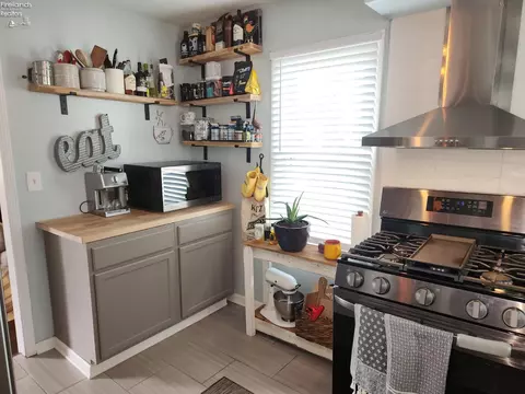 Kitchen - 535 Wilbor Ave, Huron, OH 44839 photo 13 of 22