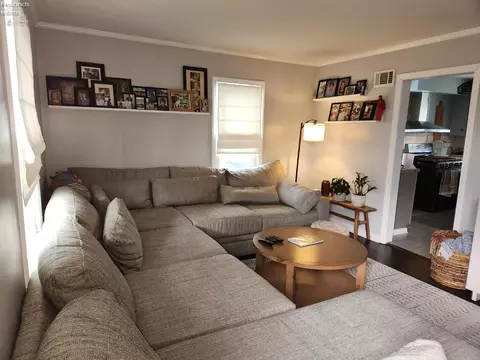 Living - 535 Wilbor Ave, Huron, OH 44839 photo 5 of 10
