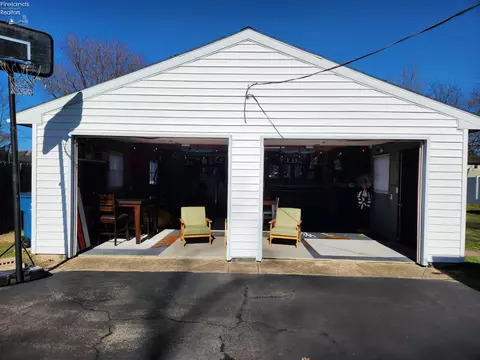 Exterior - 535 Wilbor Ave, Huron, OH 44839 photo 5 of 18