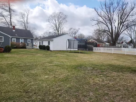 Exterior - 535 Wilbor Ave, Huron, OH 44839 photo 12 of 18