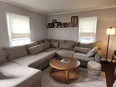 Living - 535 Wilbor Ave, Huron, OH 44839 photo 2 of 10
