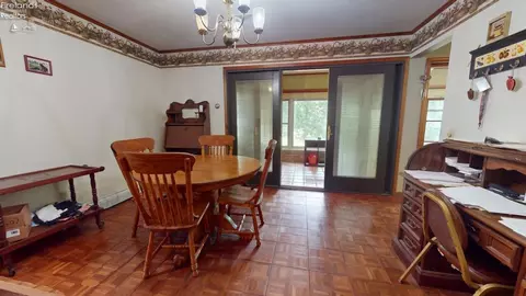 Dining - 647 Spangler St, Willard, OH 44890 photo 1 of 2