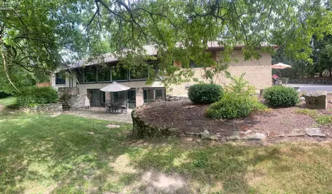 Exterior - 647 Spangler St, Willard, OH 44890 photo 5 of 8