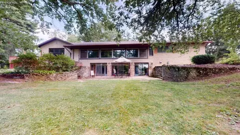 647 Spangler St, Willard, OH 44890