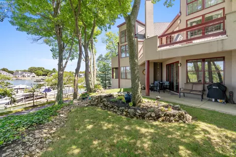 4333 Marin Woods #A, Port Clinton, OH 43452