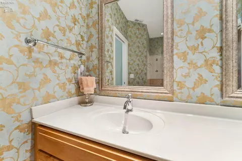 Bath - 4444 E Harbors Edge Dr, Port Clinton, OH 43452 photo 8 of 9