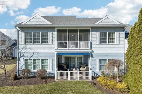 4444 E Harbors Edge Dr, Port Clinton, OH 43452