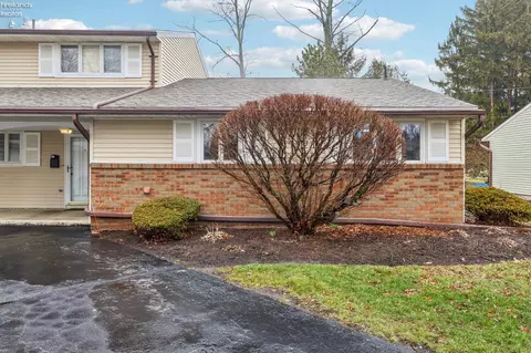 525 Liberty Dr #A, Huron, OH 44839