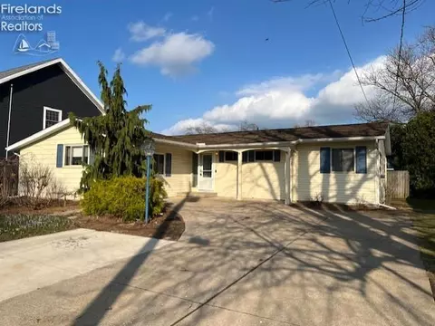 3712 Matthes Ave, Sandusky, OH 44870