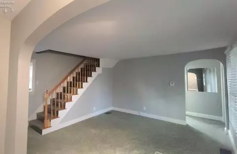 Living - 937 Main St, Huron, OH 44839 photo 1 of 2