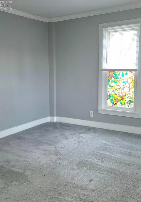 Bedroom - 937 Main St, Huron, OH 44839 photo 1 of 5