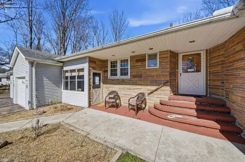 Exterior - 1073 Rosealee Ave, Elyria, OH 44035 photo 8 of 8