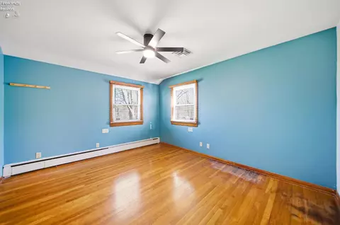 Bedroom - 1073 Rosealee Ave, Elyria, OH 44035 photo 2 of 12