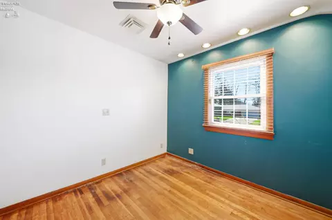 Bedroom - 1073 Rosealee Ave, Elyria, OH 44035 photo 12 of 12