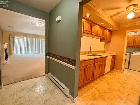 Entry Way - 1805 E Waterberry, Huron, OH 44839 photo 3 of 3