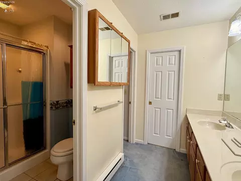 Bath - 1805 E Waterberry, Huron, OH 44839 photo 2 of 6