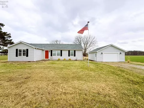 741 S Schau Rd, Port Clinton, OH 43452