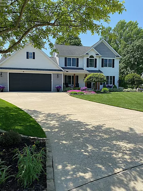 29 Stony Brook Ln, Wakeman, OH 44889
