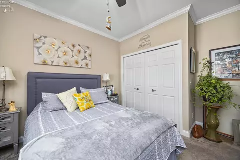 Bedroom - 329 Lighthouse Oval, Marblehead, OH 43440 photo 3 of 8