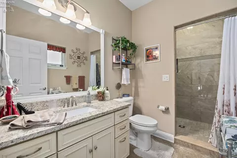 Bath - 329 Lighthouse Oval, Marblehead, OH 43440 photo 1 of 3