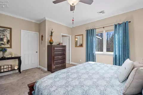 Bedroom - 329 Lighthouse Oval, Marblehead, OH 43440 photo 5 of 8