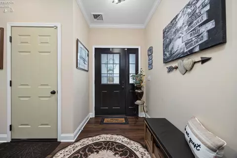 Entry Way - 329 Lighthouse Oval, Marblehead, OH 43440 photo 1 of 1