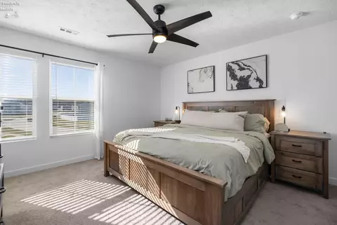 Bedroom - 401 River Run Dr, Elyria, OH 44035 photo 1 of 6