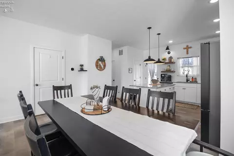 Dining - 401 River Run Dr, Elyria, OH 44035 photo 1 of 1