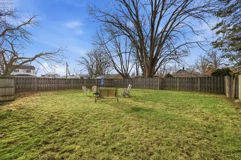 Exterior - 25 E League St, Norwalk, OH 44857 photo 5 of 10