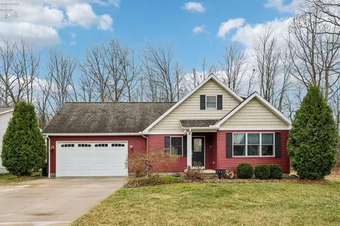 3781 Parkside Reserve St, Vermilion, OH 44089