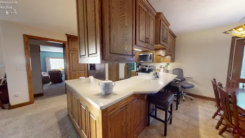 Kitchen - 124 Rustic Rook Rd, Willard, OH 44890 photo 1 of 2