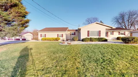 Exterior - 124 Rustic Rook Rd, Willard, OH 44890 photo 1 of 4