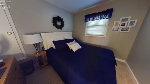 Bedroom - 124 Rustic Rook Rd, Willard, OH 44890 photo 5 of 5