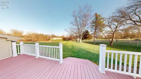 Exterior - 124 Rustic Rook Rd, Willard, OH 44890 photo 4 of 4