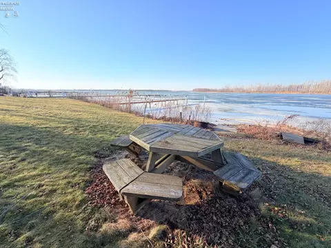View/Area - 7631 E Downend Dr, Marblehead, OH 43440 photo 9 of 12