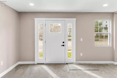 Entry Way - 817 E Main St, Bellevue, OH 44811 photo 1 of 3