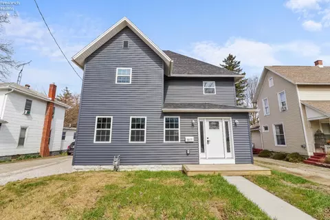 817 E Main St, Bellevue, OH 44811